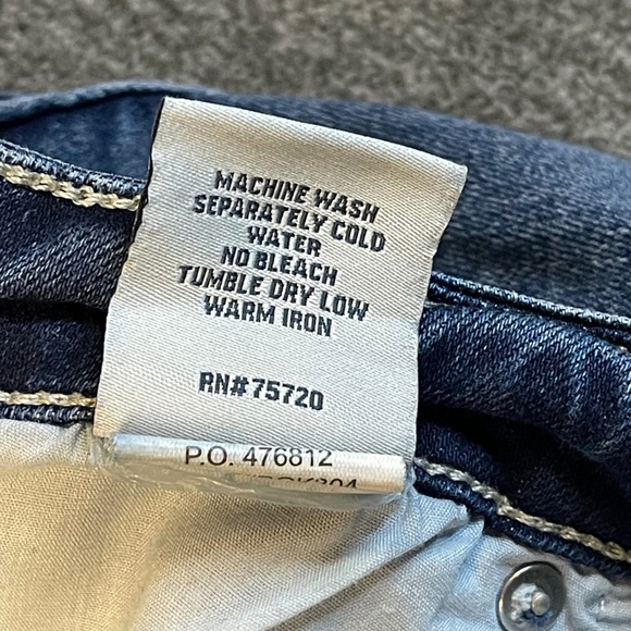 BKE Payton Universal Fit Mid-Rise Bootcut Jeans Women's Size 30x31.5 Blue Denim - Picture 5 of 12